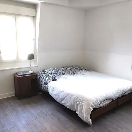 Studio De Charme Aux Pieds Du Chateau De *